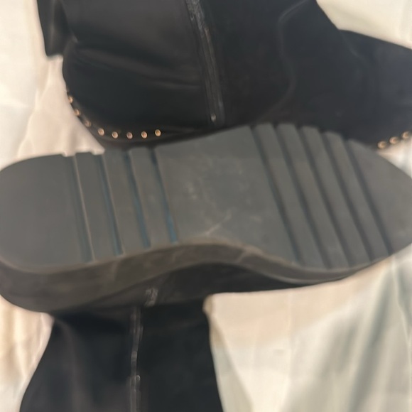 EUC Cecelia black suede boots - Picture 3 of 4